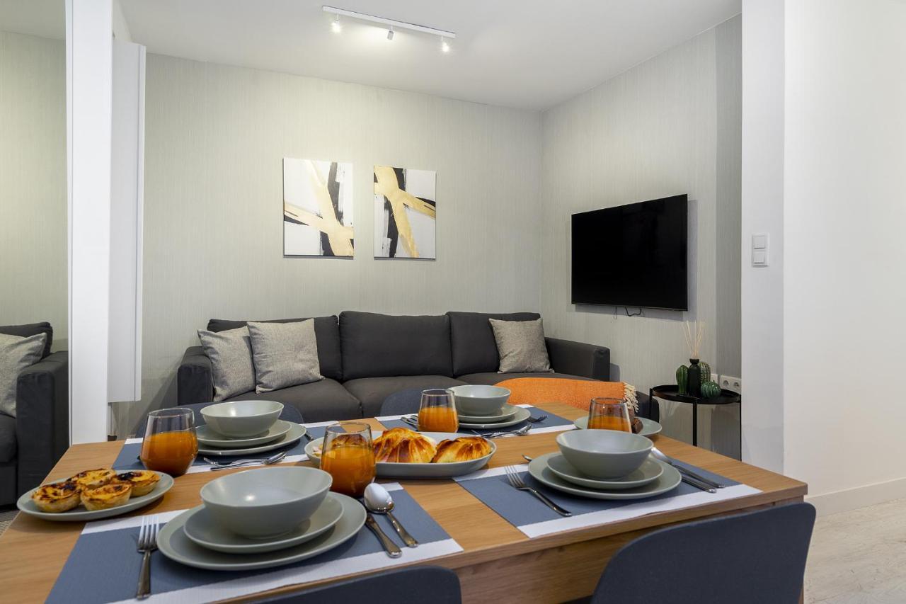 Whome Lisbon'S Best Kept Secret: 2-Bed W/Ac & Patio エクステリア 写真