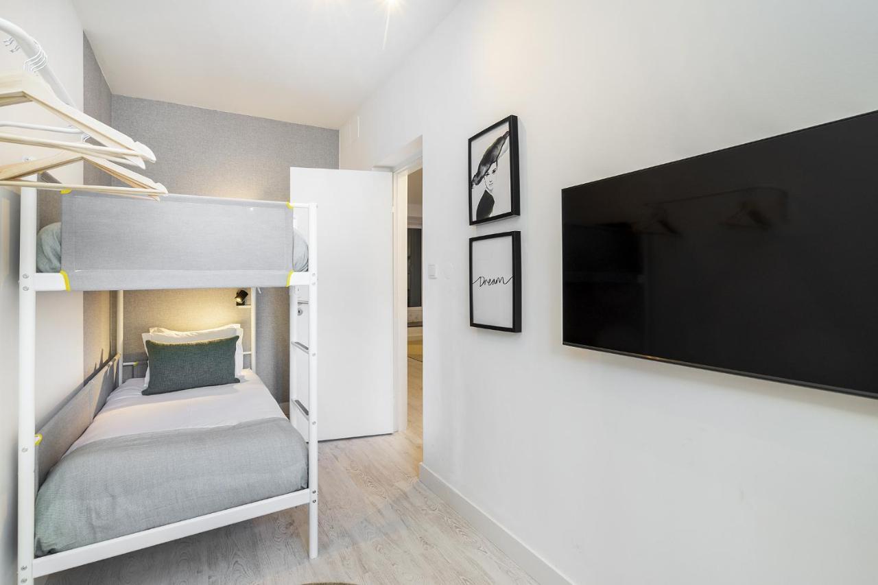 Whome Lisbon'S Best Kept Secret: 2-Bed W/Ac & Patio エクステリア 写真