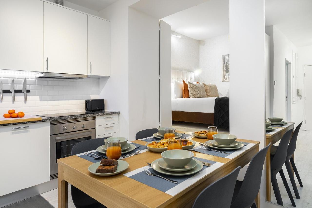 Whome Lisbon'S Best Kept Secret: 2-Bed W/Ac & Patio エクステリア 写真